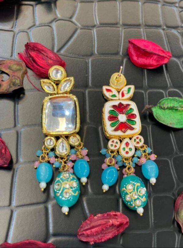 Gold Finish Kundan Polki & Rani Blue Beaded Choker Necklace With Earrings - Image 4