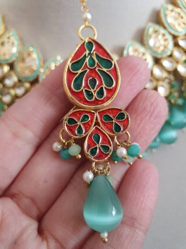 Havi Kundan Choker Necklace With Earring - Image 4