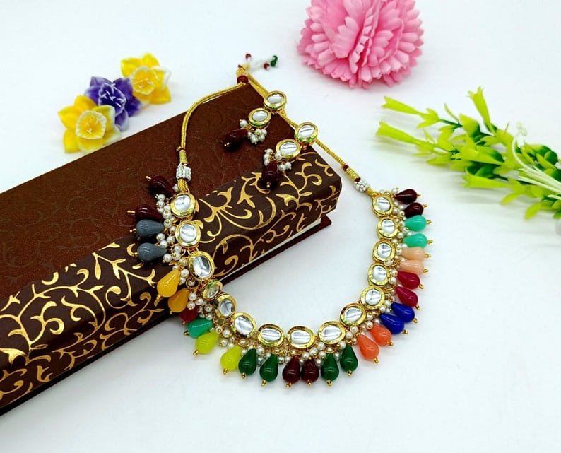 Bollywood Inspire Kundan Choker Necklace Set With Multi Color Stone - Image 3