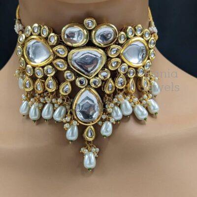 Silver Finish Kundan Choker Necklace Set