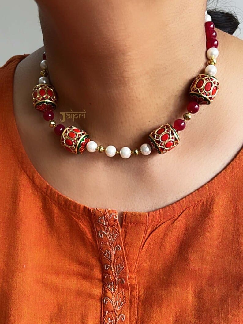 Traditional Jadau Beads Necklace With Earrings - Image 4
