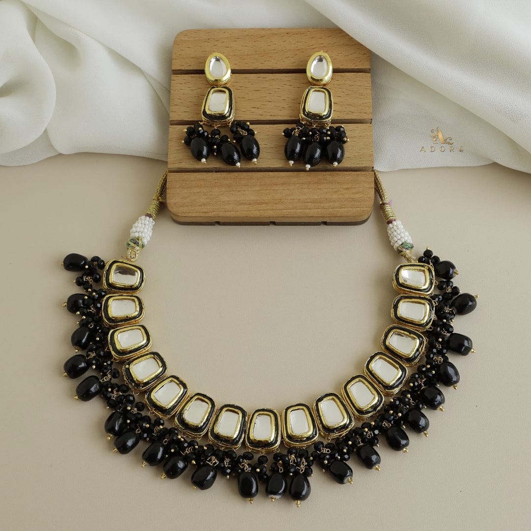 Gold Plated Kundan Necklace Set - Image 13