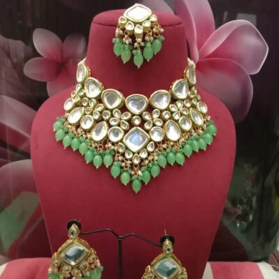 Kundan Necklace Set With Earrings