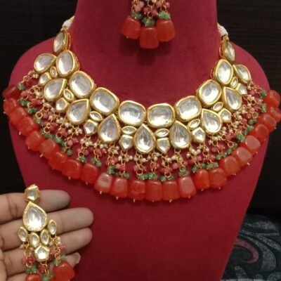 Kundan Necklace Set With Earrings & Maangtika