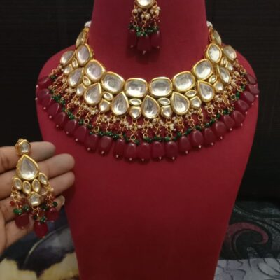 Kundan Necklace Set With Earrings & Maangtika