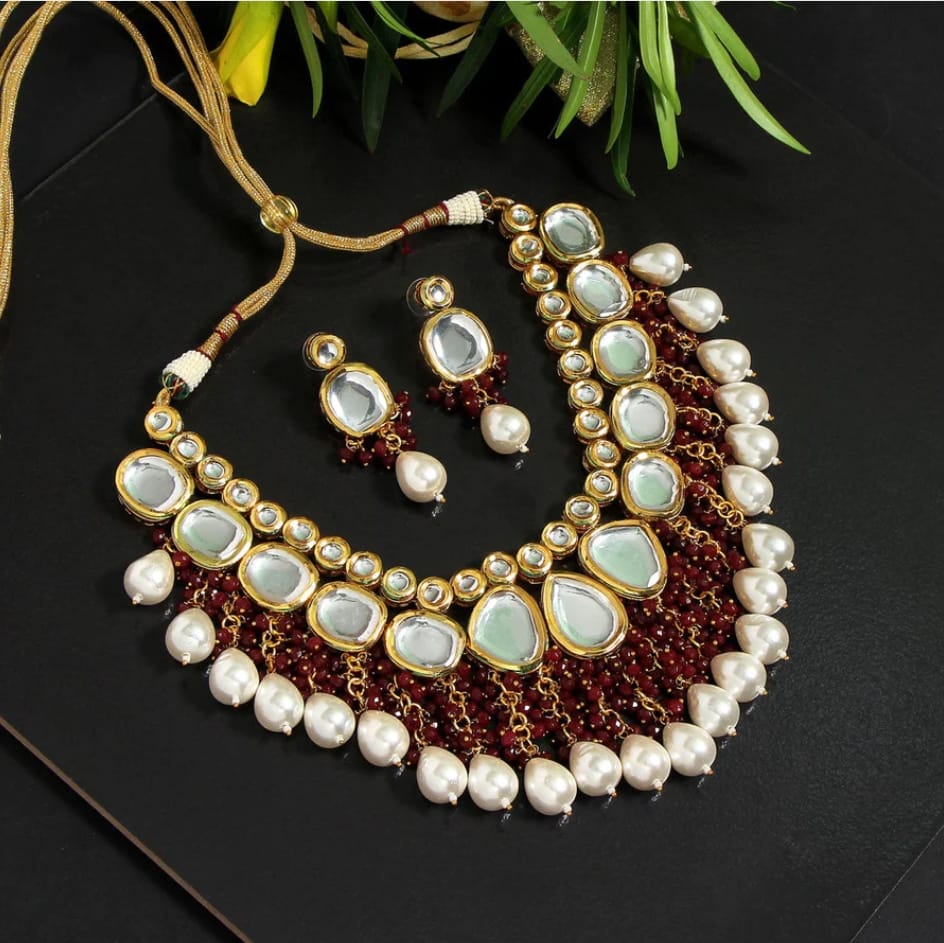 Kundan Necklace Set With Earrings