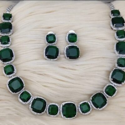 Green Ad Necklace Set