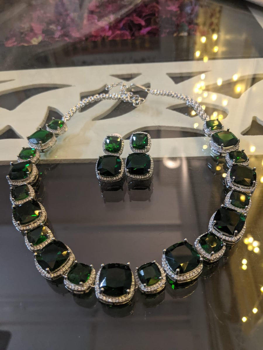 Green Ad Necklace Set - Image 3