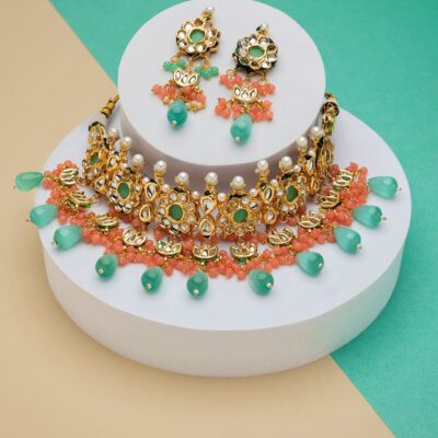 Gold Plated Kundan Choker Set With Monalisa Beads