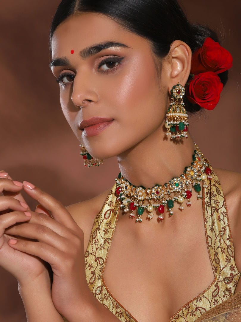 Gold Plated Red Green Kundan Neckpiece With Earrings - Image 2