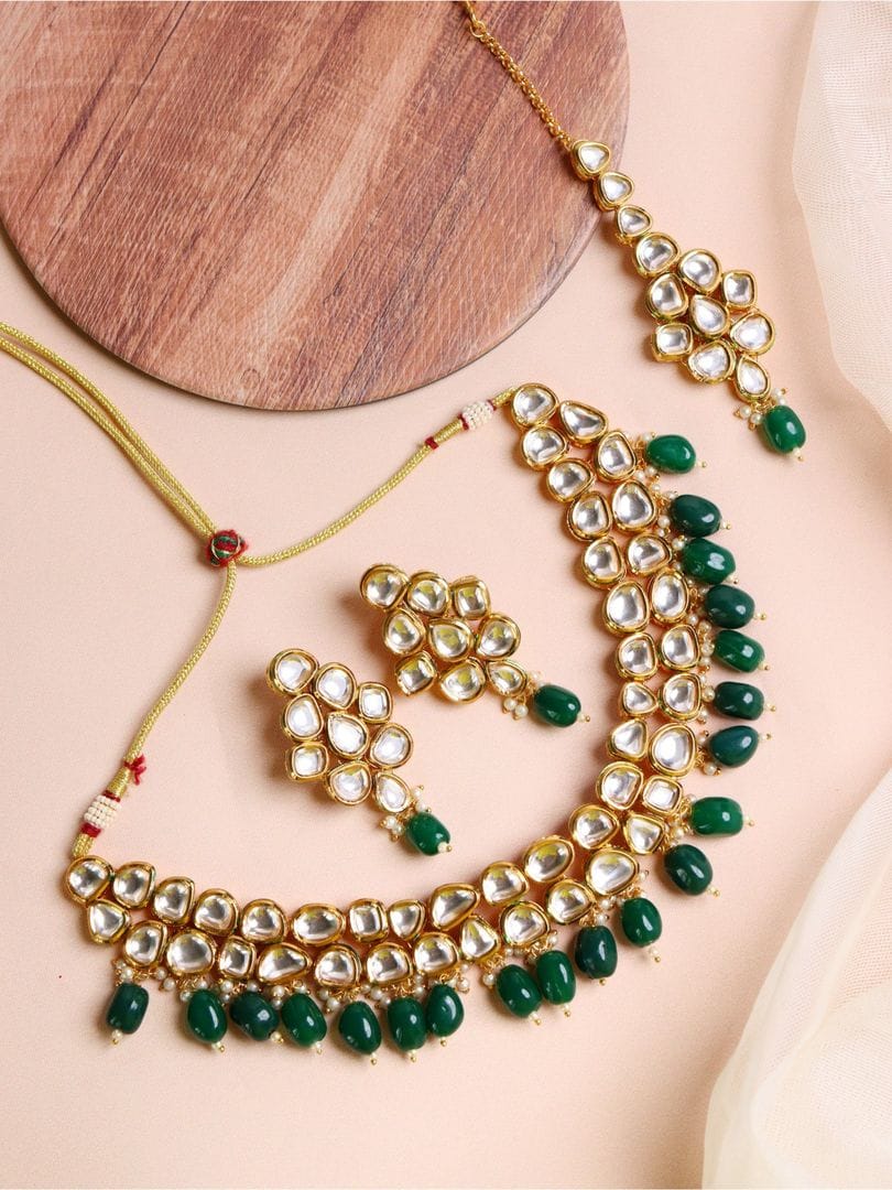 Gold Finish Kundan Necklace Set