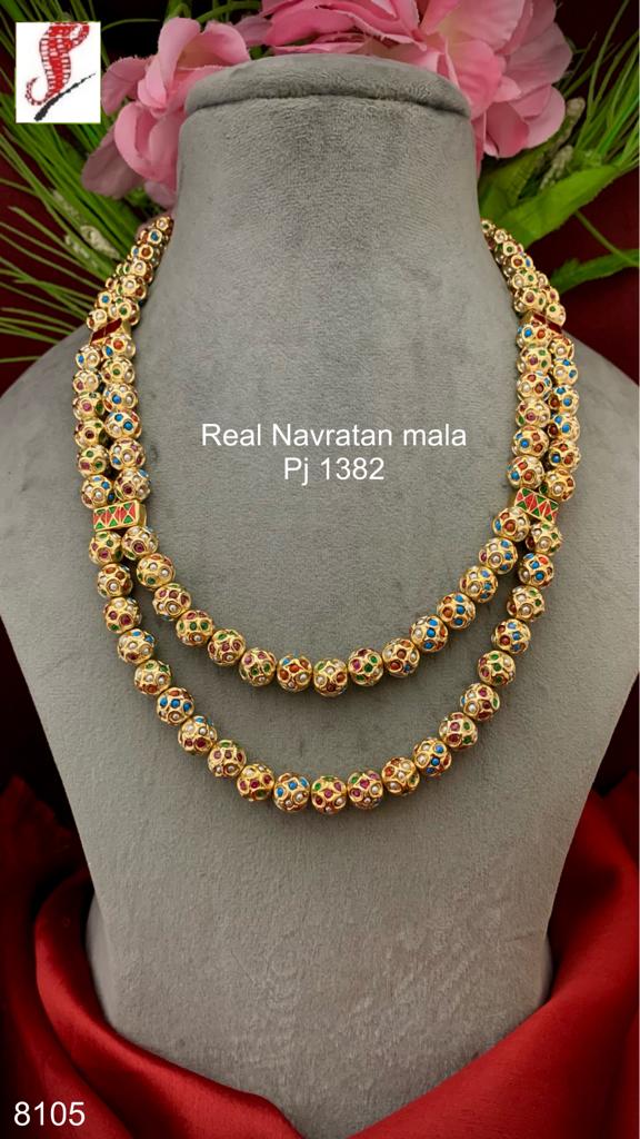 Semi precious stones and pearls Necklace