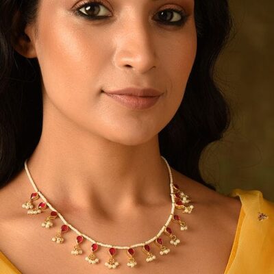 Women Gold Slip On Brass Necklace