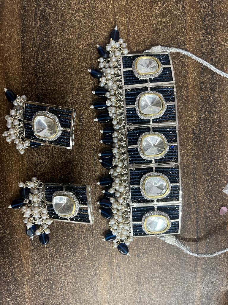 Polki Kundan choker Nacklace With Earrings - Image 2