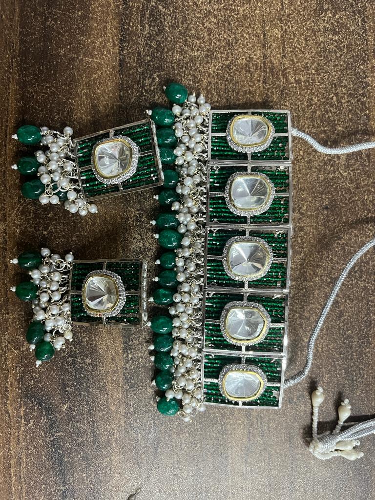 Polki Kundan choker Nacklace With Earrings - Image 2