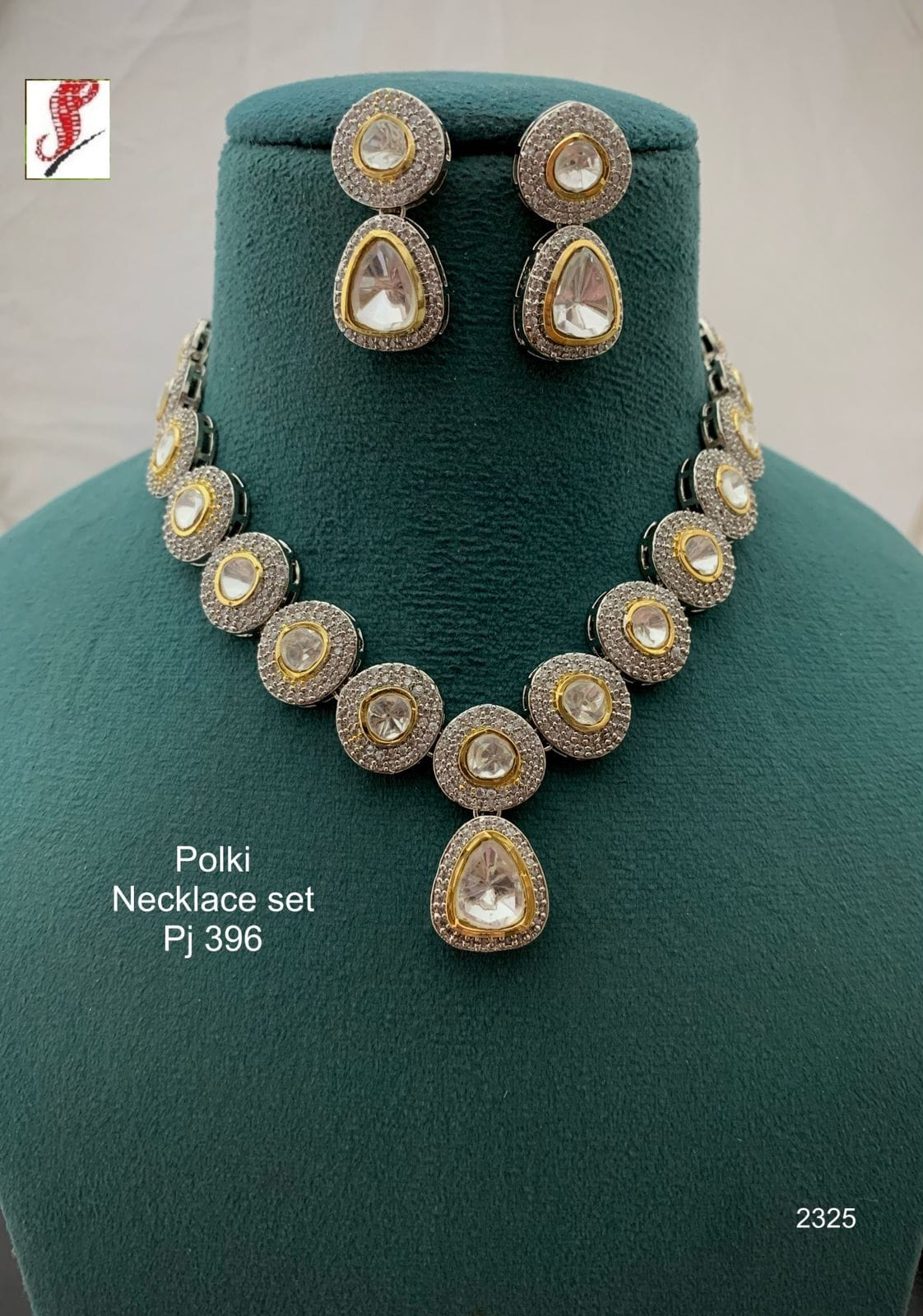 Polki Stone Studded Jewellery Necklace Set