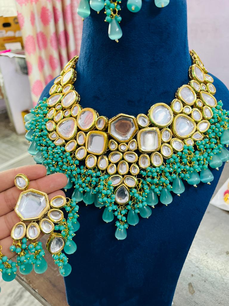 Gold Plated Bridal Jewellery Set With Earrings & Maangtika - Image 2