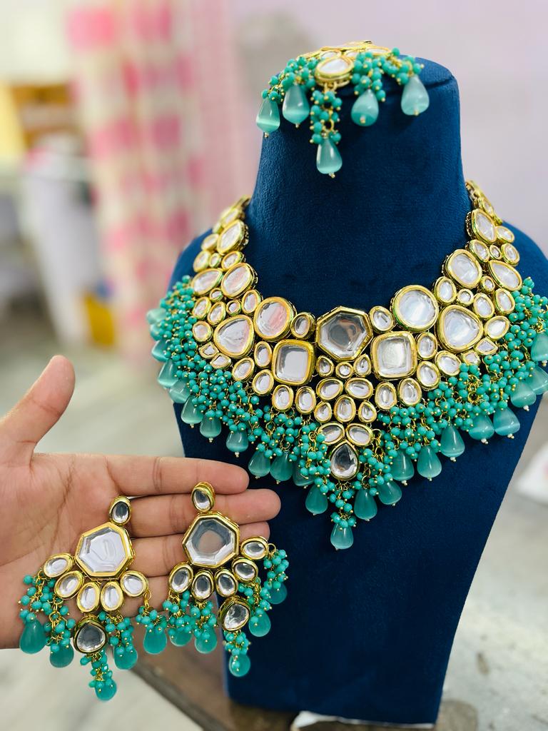 Gold Plated Bridal Jewellery Set With Earrings & Maangtika - Image 5