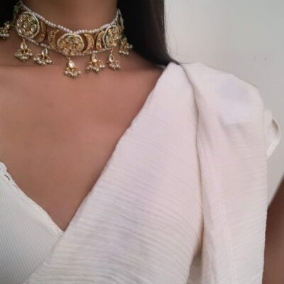 Green Stone And Kundan Jewellery Necklace Set In Mix Metal