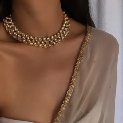 Delicate Kundan Necklace Set