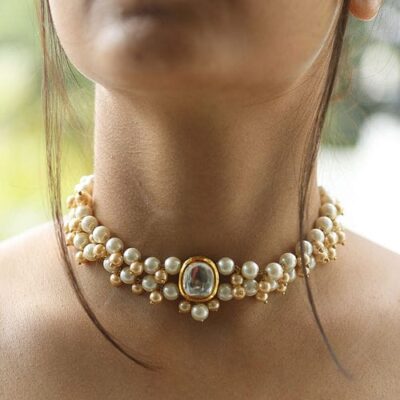 Gold Tone Kundan & Pearl Necklace Set