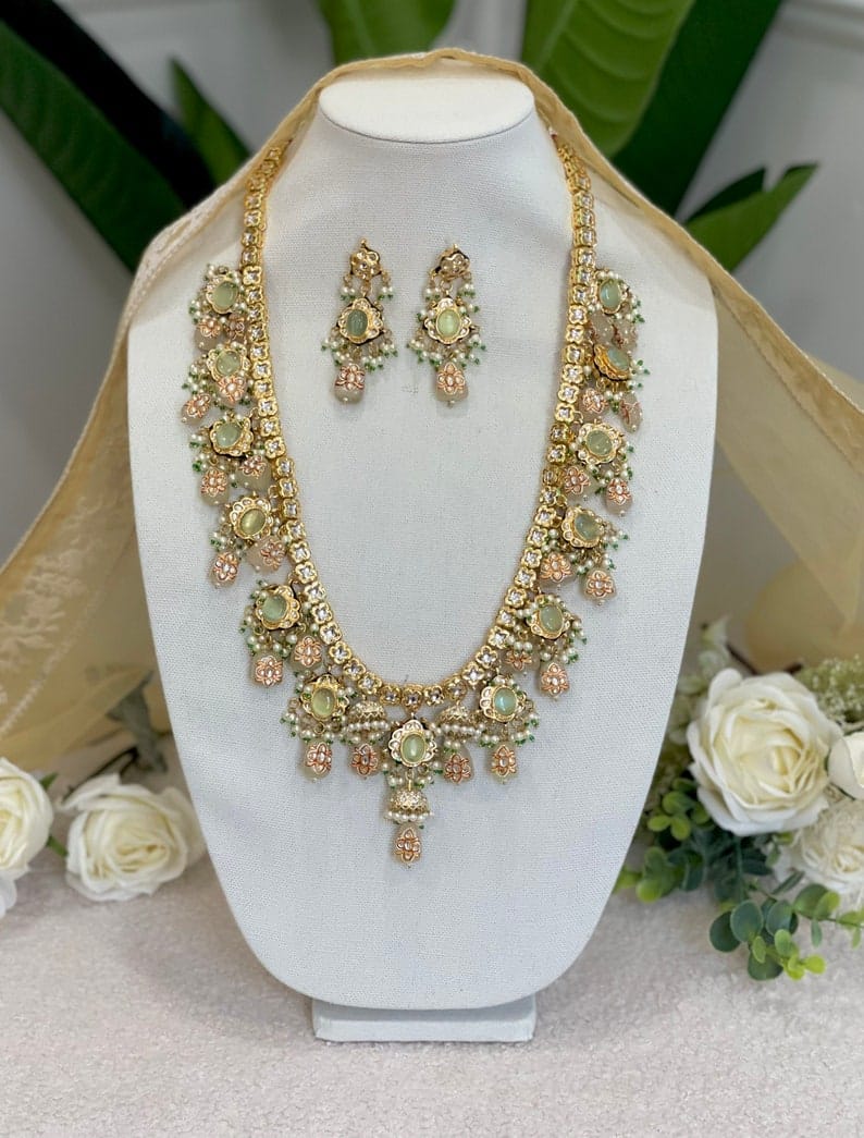 Tanjore Semiprecious Stone Kundan Necklace - Image 4