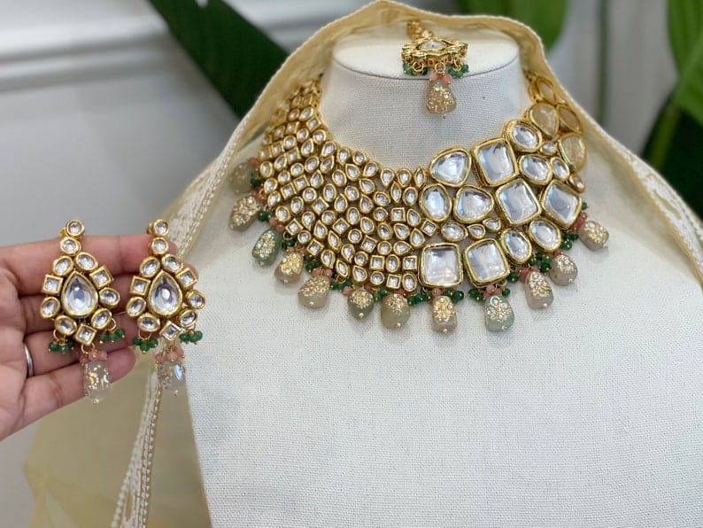 Heavy Meenakari Jadau Kundan Handmade Kundan Bridal Choker set - Image 4