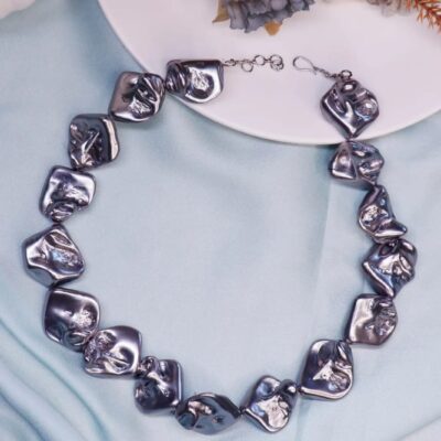 Baroque Statement Necklace Gray