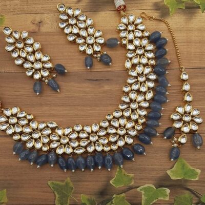 Gold Finish Kundan Choker Necklace Set