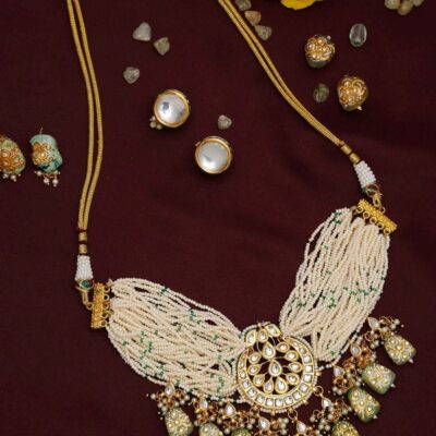 White Finish Kundan Peral Necklace Set