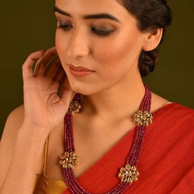 Women Gold Flexi Alloy Necklace