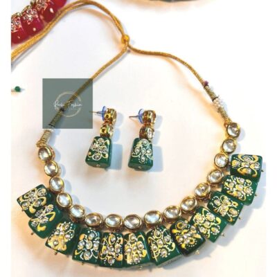 Gold Plated Kundan Necklace Set With Earrings