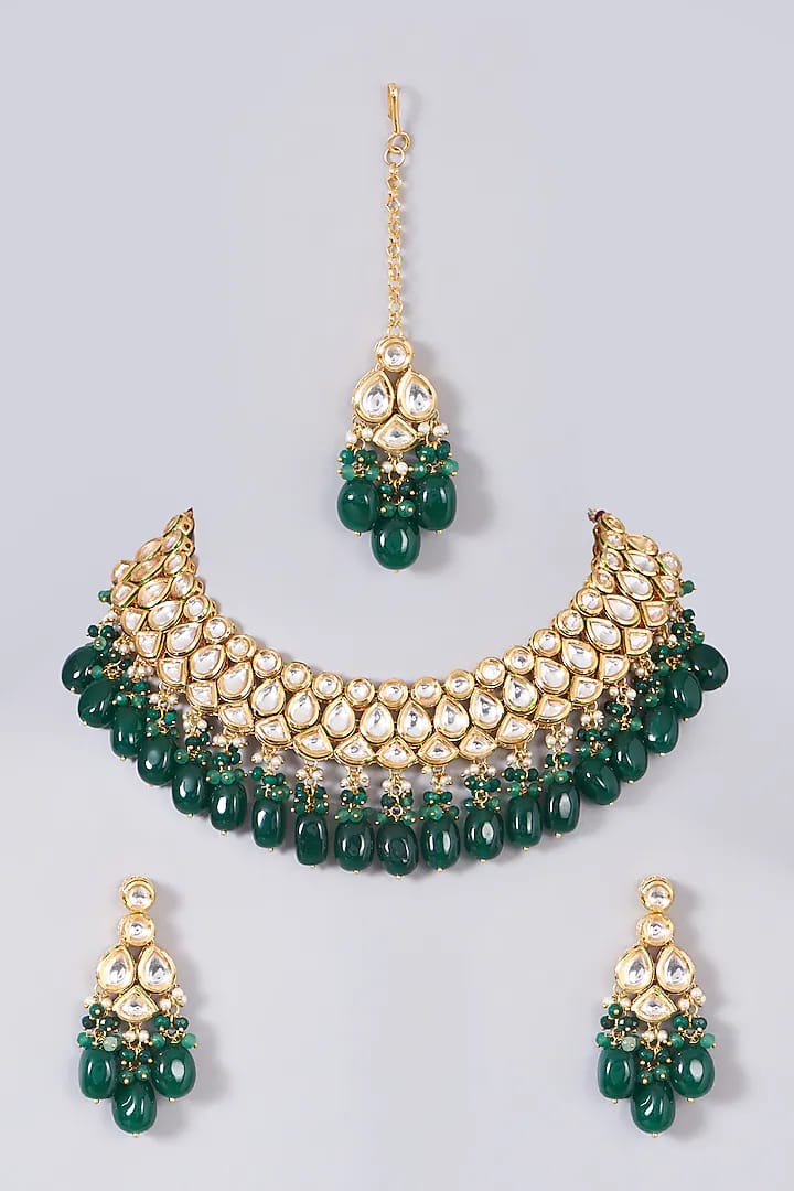 Gold Plated Kundan Studded & Beads Beaded Necklace With Earrings & Matha Patti