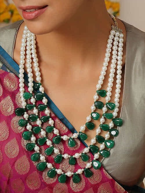 Dark Green And White Pearl Layered Necklace - Image 4