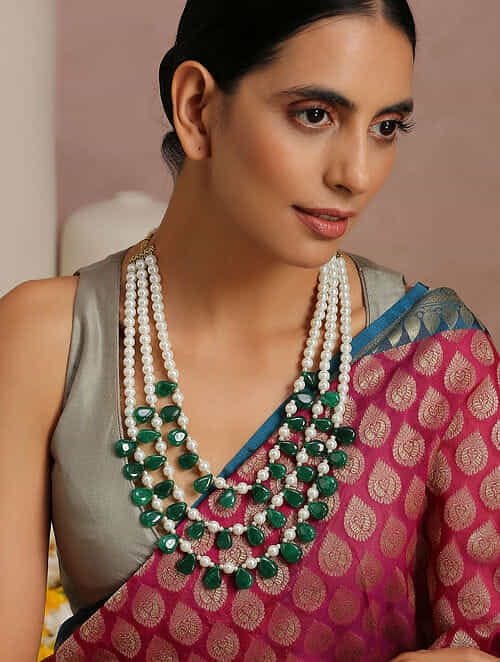 Dark Green And White Pearl Layered Necklace - Image 2