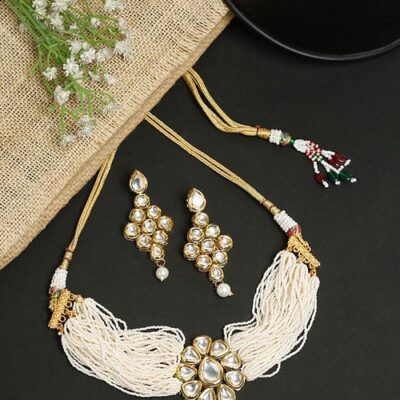 Gold-Toned & White Kundan-Studded Beaded Meenakari Jewellery Set