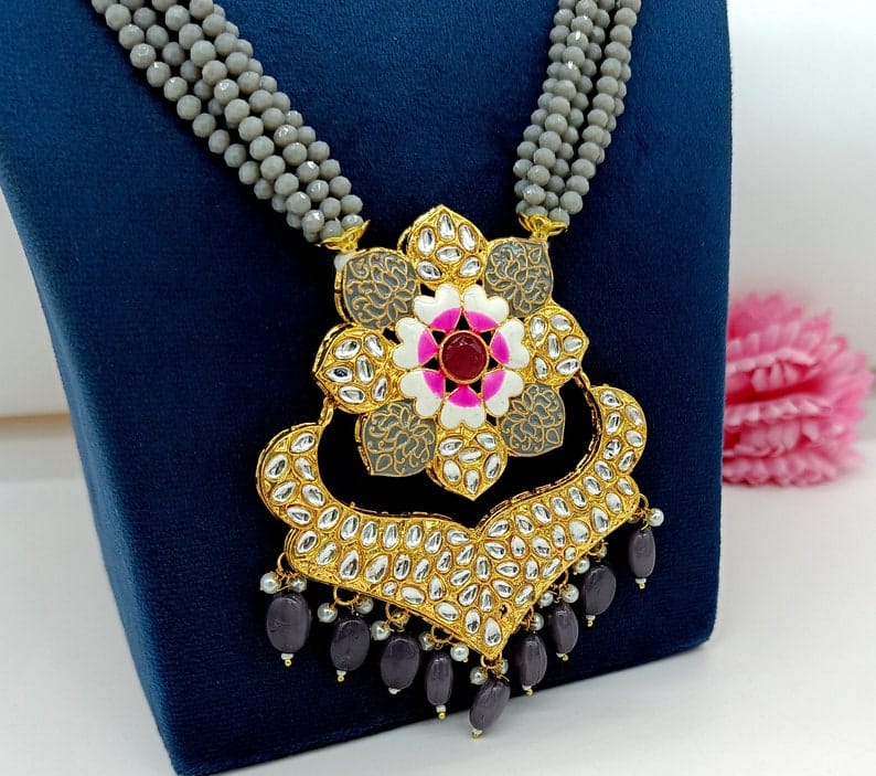 Gold Plated Kundan Beaded Necklace & Earrings Set - Image 4
