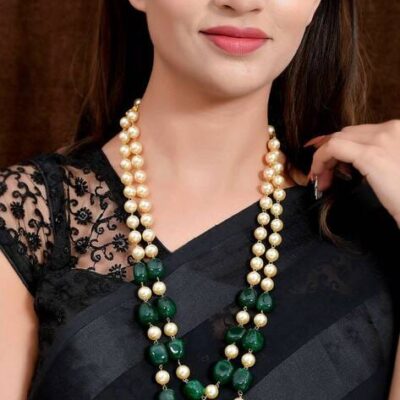 Green Emerald & Pearl Necklace