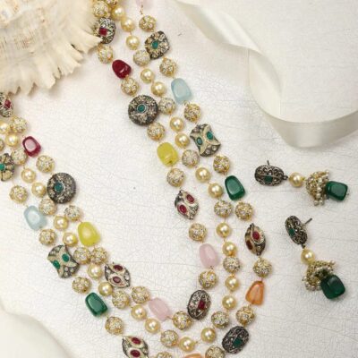 Fancy Shell Pearls Necklace With Earrings