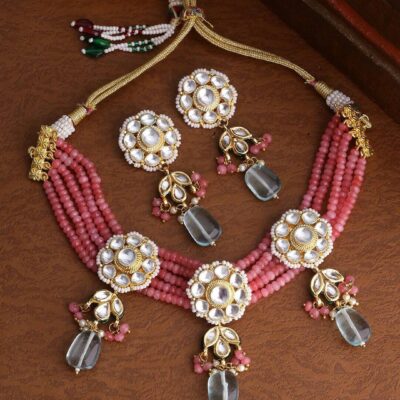 Elegant kundan choker set