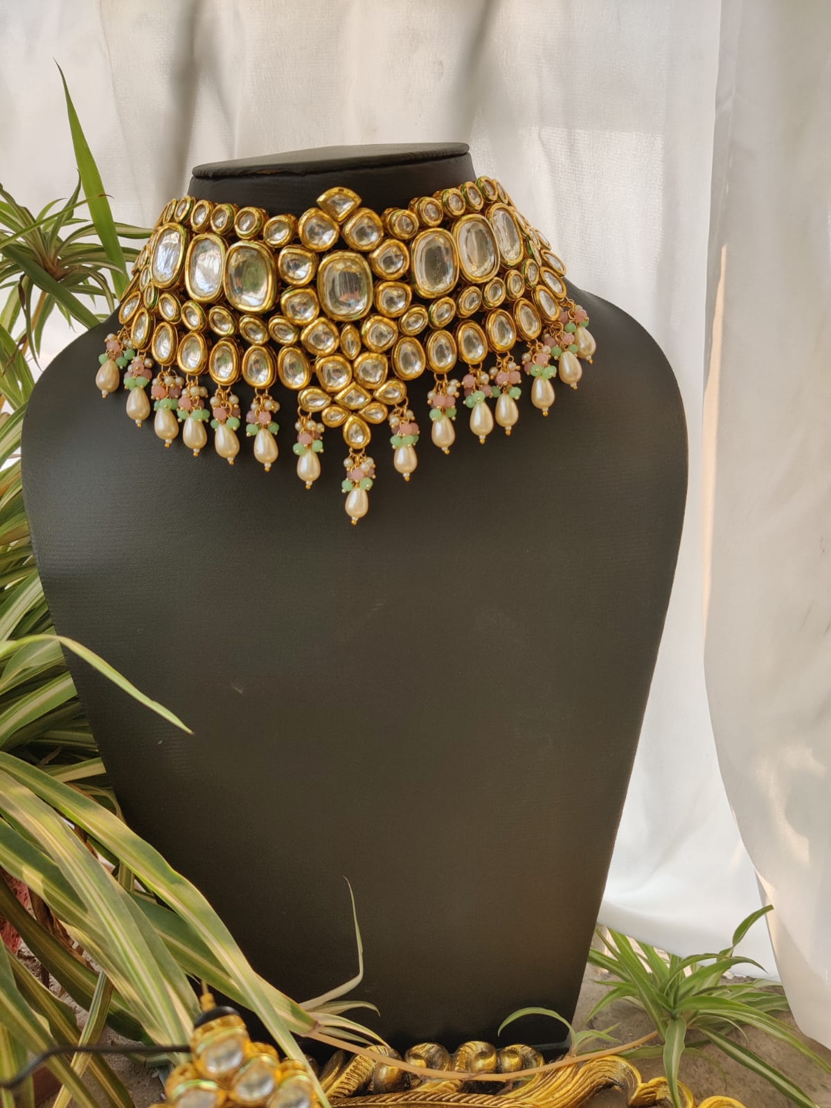 Gold Plated Polki Choker Necklace With Earrings & maangtikka - Image 2