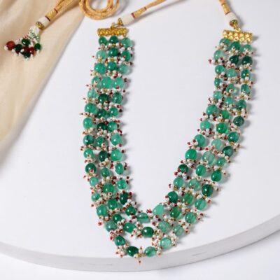 Green Gold Tone Pearl Beaded Necklace