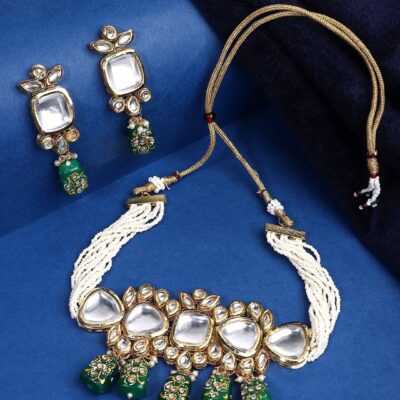 Elegant Kundan Necklace With Earrings