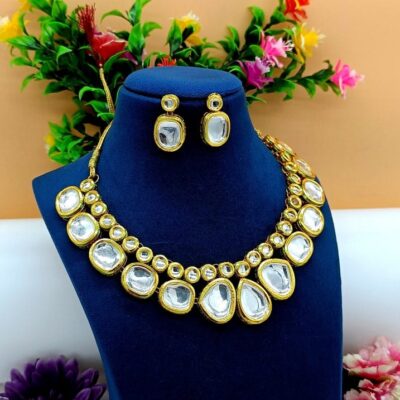 Gold-Plated Kundan-Studded Beaded Necklace & Earrings Set