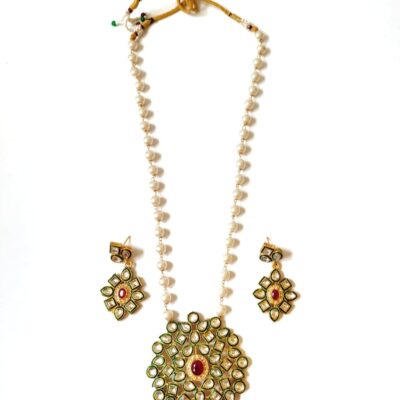 Gold Plated Pearl Kundan Necklace Set