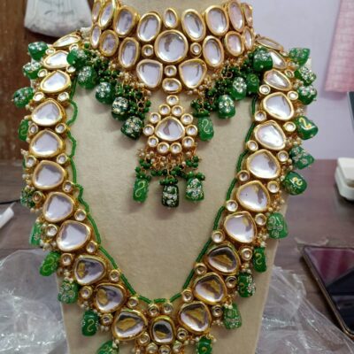 Gold Plated Kundan Bridal Jewellery Set With Earrings & Maangtika