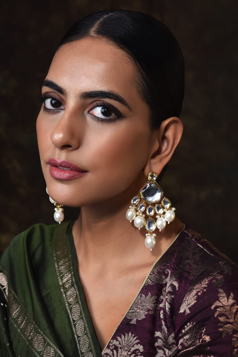 Gold-Plated Kundan-Studded Necklace & Earrings Set - Image 7
