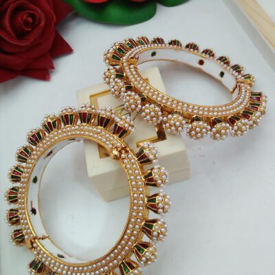 Beautiful Rajwadi Jadau Kundan Bangle Kada