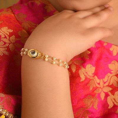Gold Tone Adjustable Kundan Bracelet