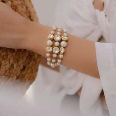 Gold Tone Adjustable Kundan Bracelet